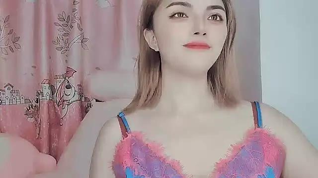 winni-ni from StripChat