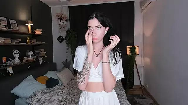 WithoutRa from StripChat is Freechat