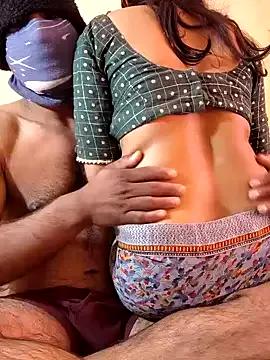 Wonder-top-couple webcams show profile image 