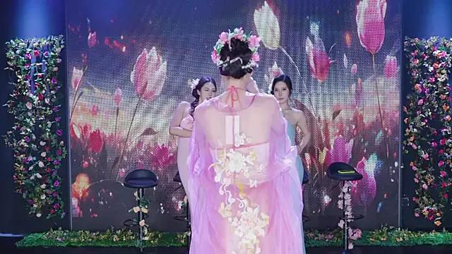 Dirty chat webcam: explore liveshows with versed models, from laying bare to fetishes, in a variety of sexy free adult webcams.