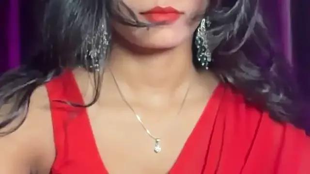 Wow-nisha from StripChat
