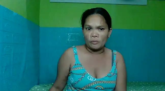 wow_pussy69xx from StripChat