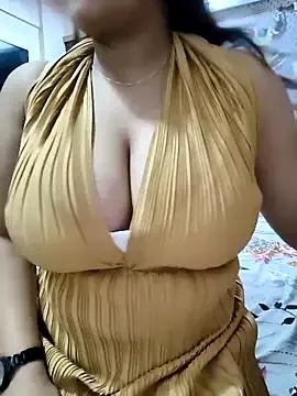 Wow_Riya from StripChat