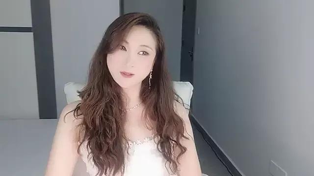 wuyueaini from StripChat