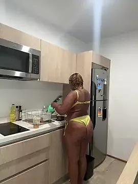 x_deluLuz_x from StripChat is Freechat