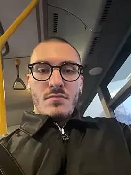 xAaronx9095 from StripChat