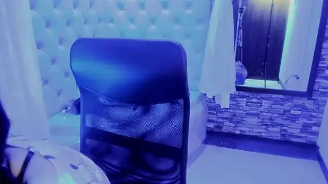 xbabymoonx from StripChat