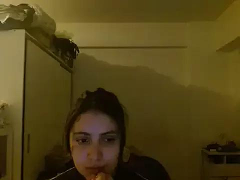 xBubblyBarbiexx from StripChat is Freechat
