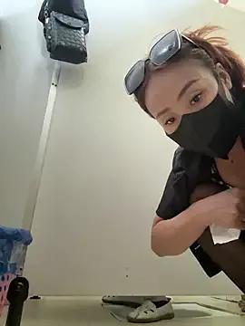 xiaoliansweet from StripChat is Freechat