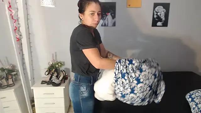 Xiomara_105 webcams show profile image 