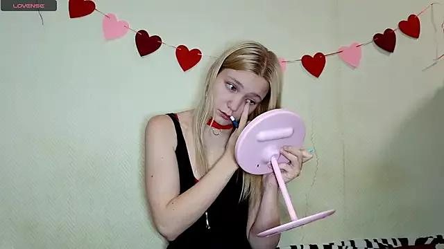 xlo_lax from StripChat is Freechat