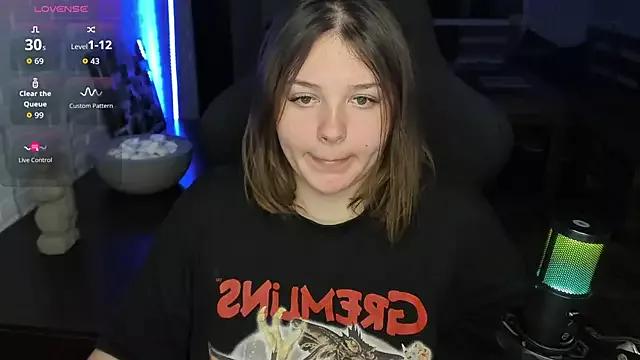 XNirvanaX from StripChat is Freechat