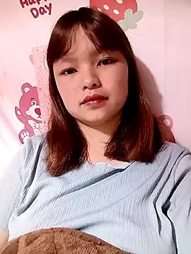 XoiXoi232 from StripChat
