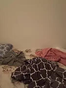 xoxokayy18 from StripChat
