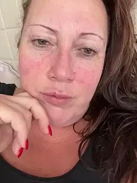 xsexycurvymilf from StripChat