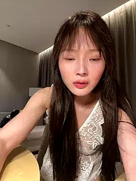 Xtzn001 webcams show profile image 