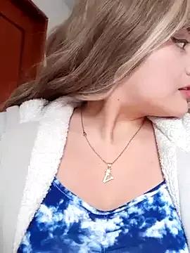 Xvctoriax8 on StripChat