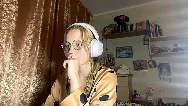 xX_Looola_Xx from StripChat