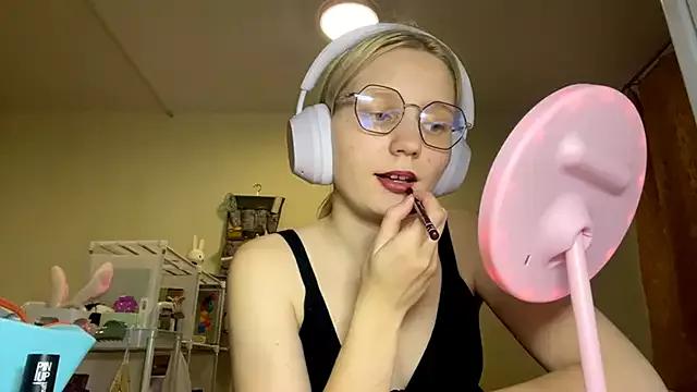 xX_Looola_Xx from StripChat