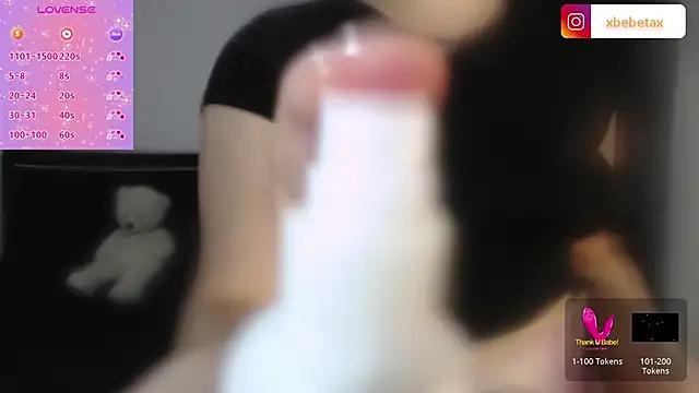 xxbbtaa from StripChat