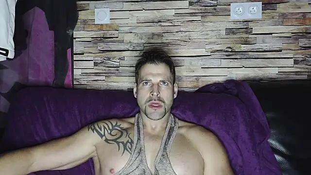 XxBigboybandxX from StripChat