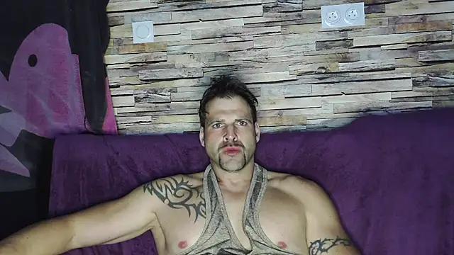 XxBigboybandxX from StripChat