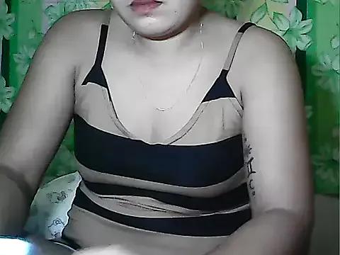xxkitty27xx from StripChat