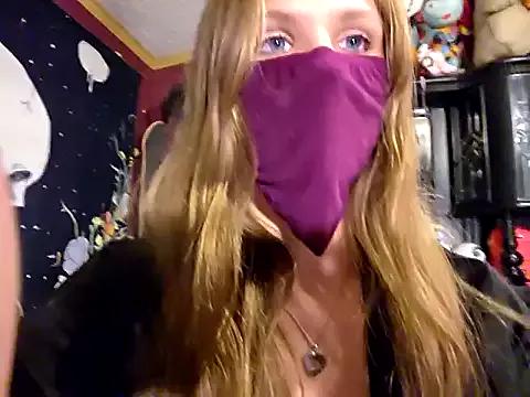 xXKnifeRiderXx from StripChat