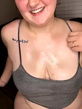 xxnaughtybynaturexx from StripChat