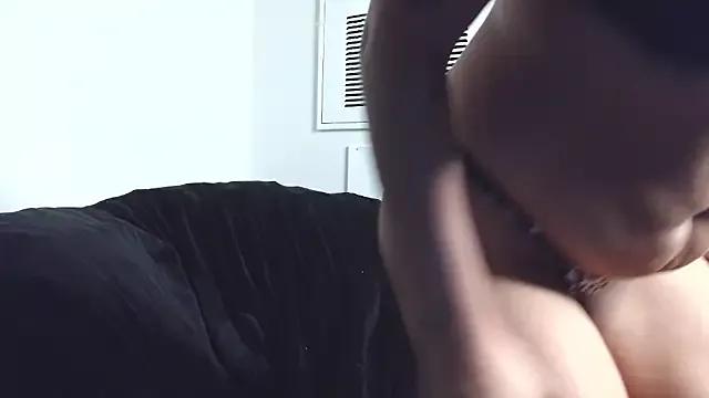 Xxotickrystal from StripChat is Freechat