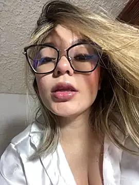 Dirty chat webcam: explore liveshows with versed models, from laying bare to fetishes, in a variety of sexy free adult webcams.