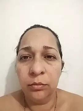 xxx_luluu from StripChat