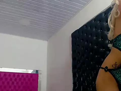 xxx_ts_valery from StripChat is Freechat