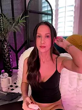 xxxEffyxxx from StripChat