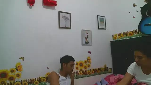 xxxxxlove2 from StripChat