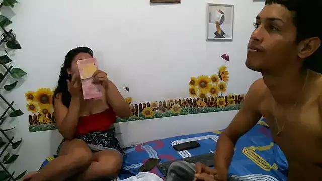 xxxxxlove2 from StripChat
