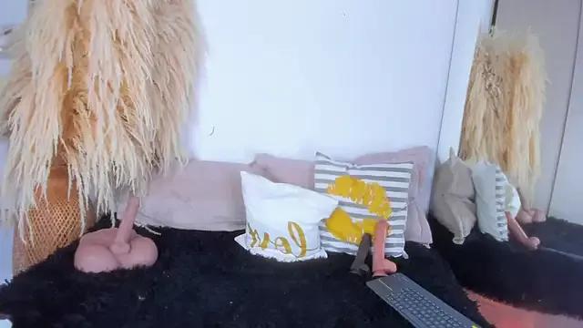 Dirty chat webcam: explore liveshows with versed models, from laying bare to fetishes, in a variety of sexy free adult webcams.