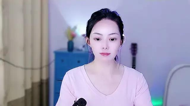 Y-Yuan from StripChat