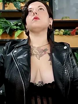 Dirty chat webcam: explore liveshows with versed models, from laying bare to fetishes, in a variety of sexy free adult webcams.