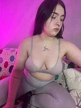 Yammy_Yumi from StripChat