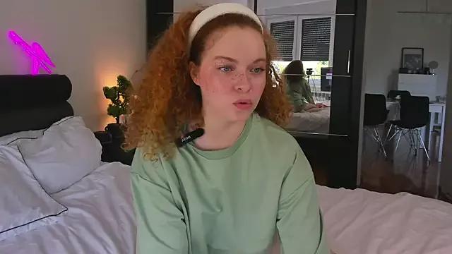 YammyPie from StripChat
