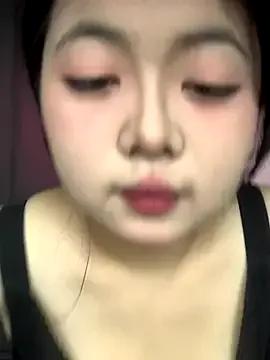 yaoyao-30 from StripChat