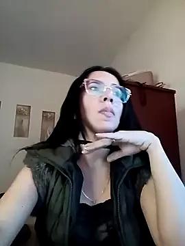YaraDuarte from StripChat