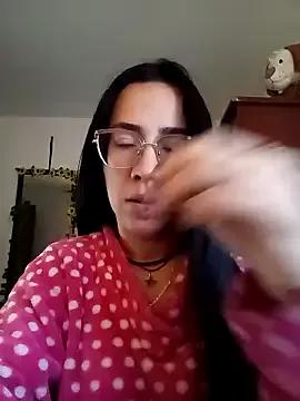 YaraDuarte from StripChat