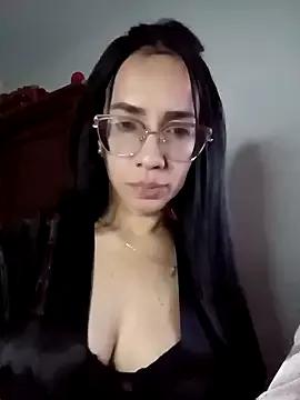 YaraDuarte from StripChat