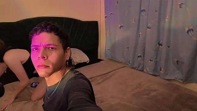 YaraLeon from StripChat