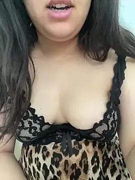 yassminsexy22 from StripChat