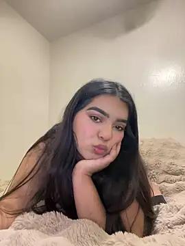 YaYa_Thickkii from StripChat