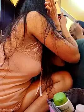Yayeee_ webcams show profile image 