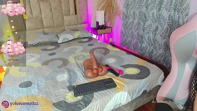 Yelena_mutiz from StripChat